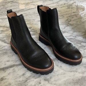 Madewell Lug sole city walk Chelsea size 6 black boot